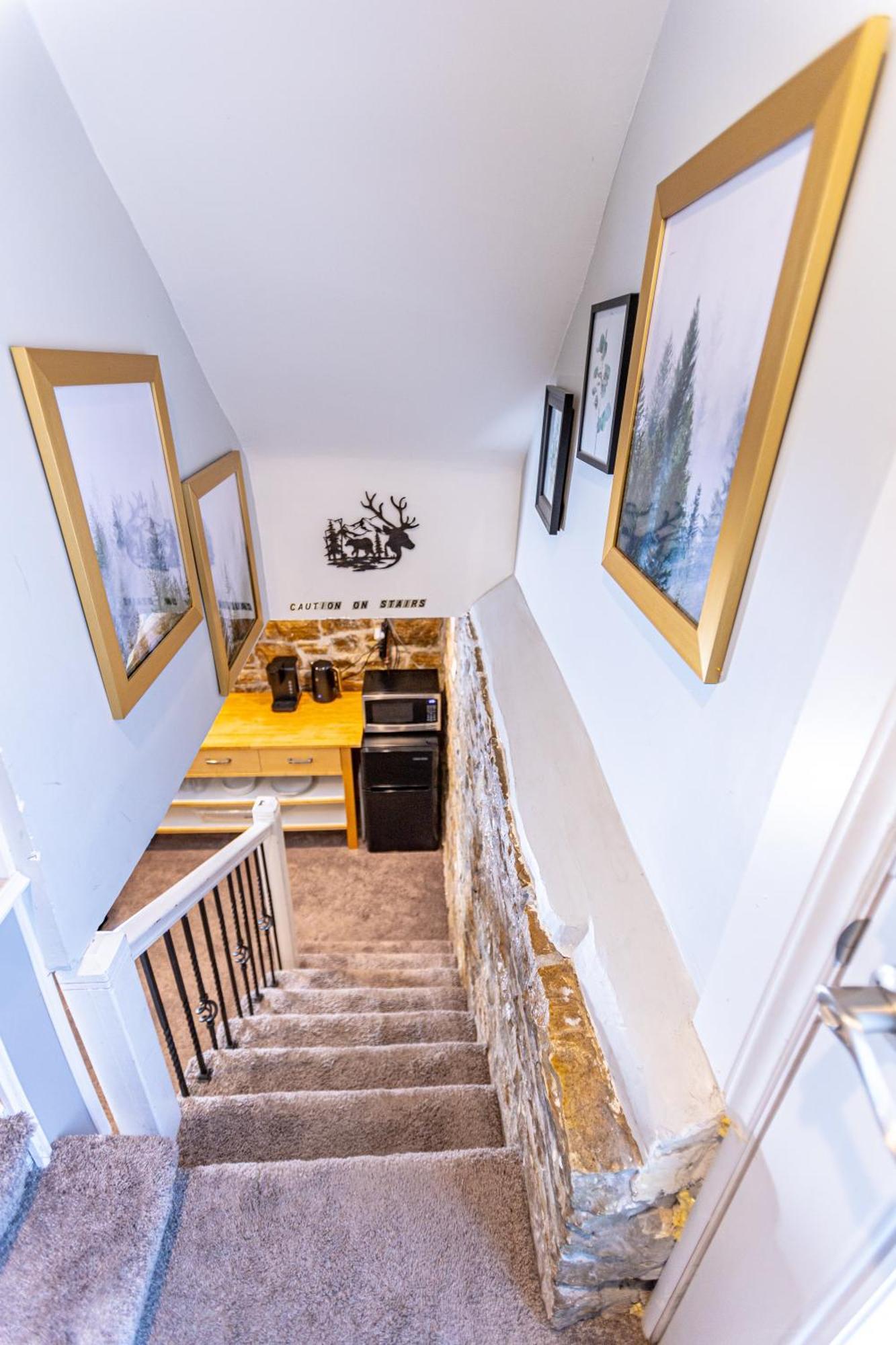 Сasa de vacaciones 5-bedroom Victorian Private Yard Sleeps 10 *